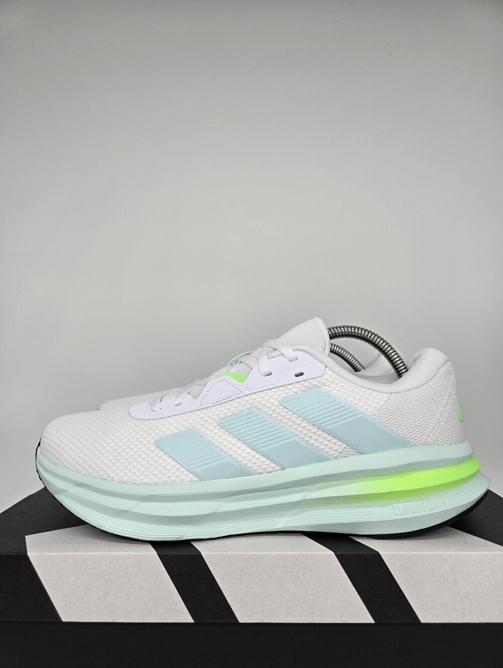 adidas Women's Galaxy 7 JQ2610 Cloud White Halo Mint Lime Running Shoes Size 10